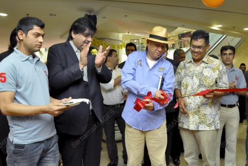 KL04_30122013_PELANCARAN