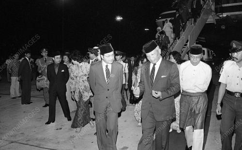AGONG