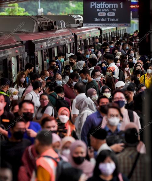 PERTUKARAN WAKTU PUNCAK LRT