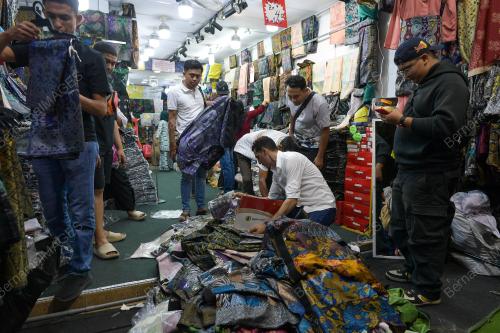 TINJAUAN BAZAR AIDILFITRI JALAN TAR