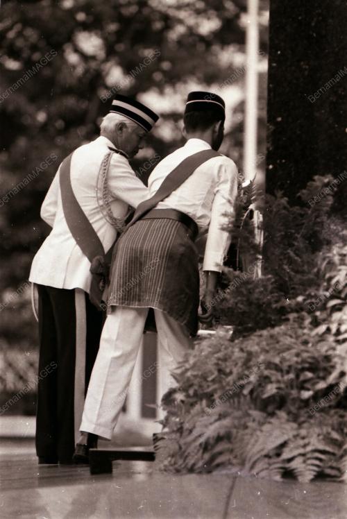 HARI PAHLAWAN