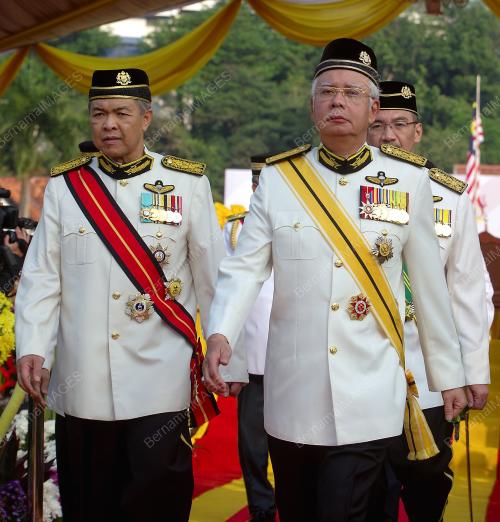 KL04_31072015_PAHLAWAN