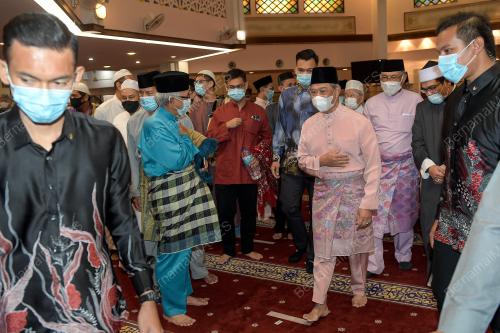 TAN SRI MUHYIDDIN YASSIN