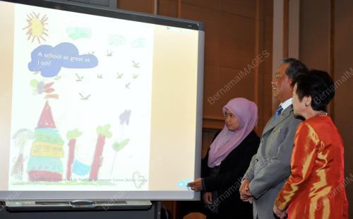 KL04_31102012_ECCE
