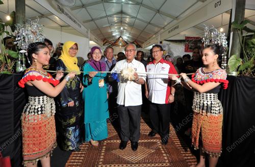 KL04_31102014_SARAWAK