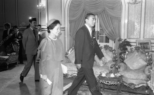KL04_90583_NARASERU_MENGHADAP_AGONG_13012015