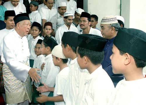 AGONG SOLAT JUMAAT