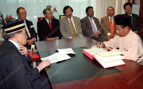 KL05-030200_KARIM_SALLEH_07012016