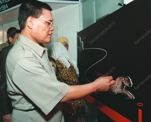 KL05-11_08_2000_NEW_LOGO_12012016