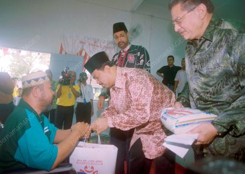 KL05-16_12_2000_SUMBANGAN_RAYA_15012016