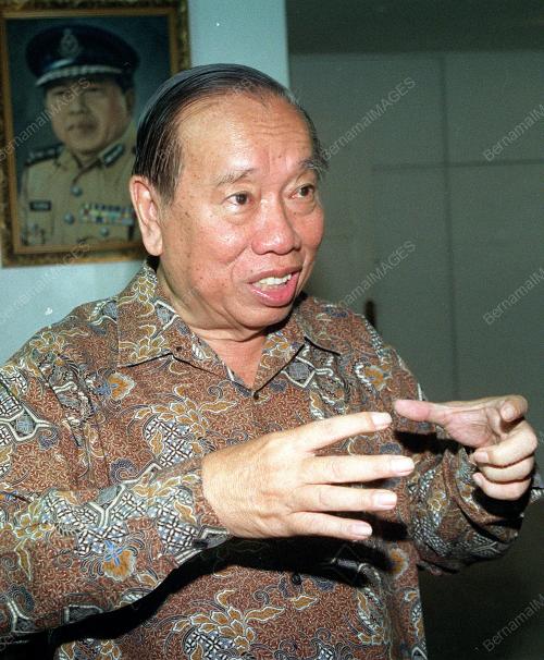KL05-17_09_2000_PENGERUSI_RT_13012016