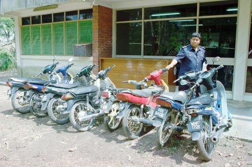 KL05-21_12_2000_MOTOR_CURI_15012016