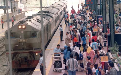 KL05-23_12_2000_BALIK-KERETAPI_15012016