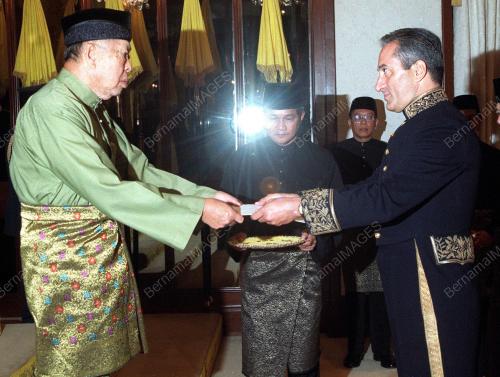 KL05-24-07-2000_AGONG-PORTUGAL_11012016