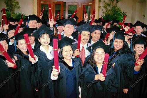 KONVOKESYEN INSTITUT PENGURUSAN MALAYSIA