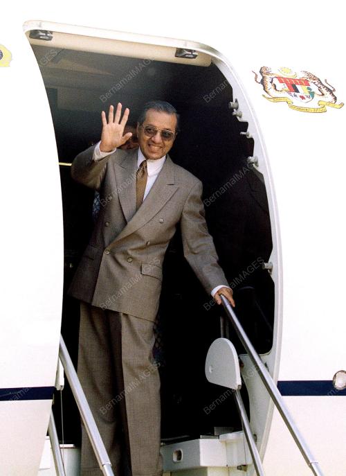 KL05-28_10_2000_MAHATHIR-LAMBAI_14012016