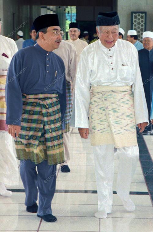 AGONG
