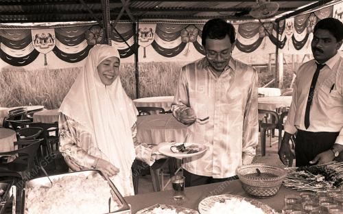 KL05_010190_RUMAH_TERBUKA