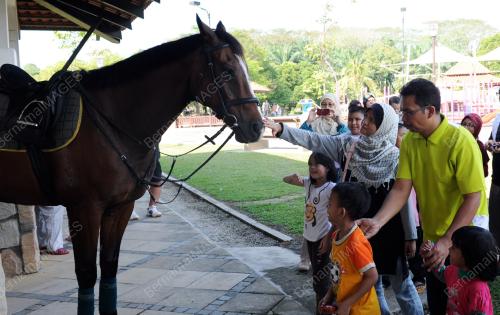 KL05_01022012_WARGA_KOTA