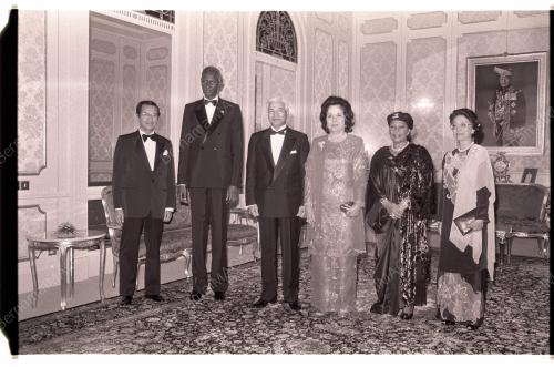 AGONG HOSTS DINER AT ISTANA NEGARA