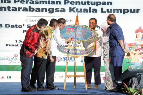 DATUK SERI ANWAR IBRAHIM
