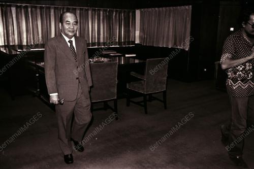 TAN SRI HASHIM AMAN