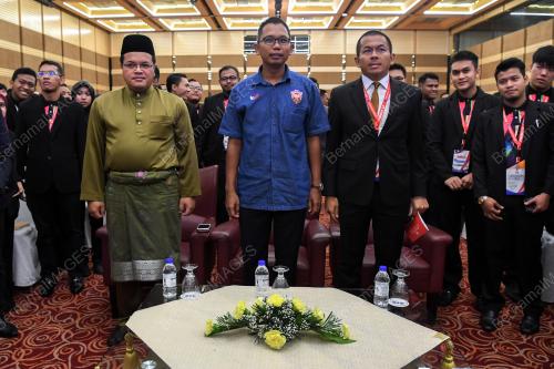 KL05_01122017_PERSIDANGAN_BN201711303066