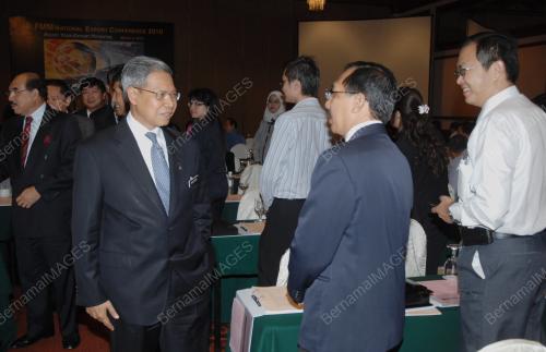 MUSTAPA MOHAMED