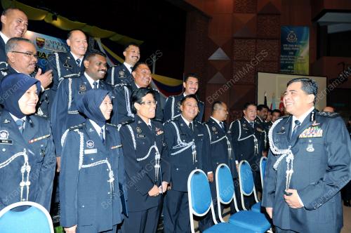 KL05_02032012_POLIS