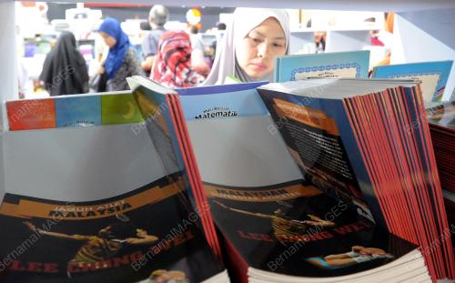 KL05_02052015_PESTA_BUKU