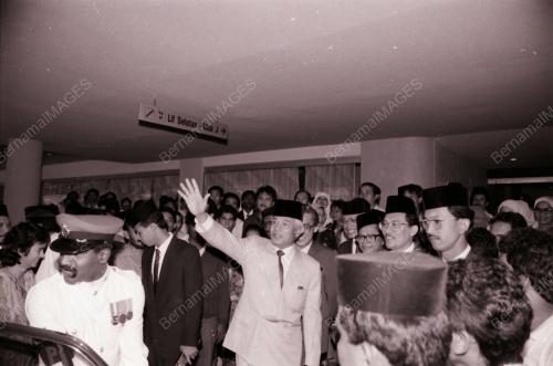 SULTAN AZLAN MUHIBBUDDIN SHAH