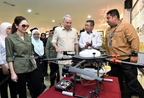 KL05_02122018_NAZRIN_MAHA_BN201812015255