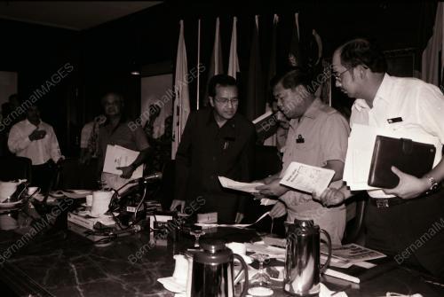 MESYUARAT MAJLIS TERTINGGI UMNO