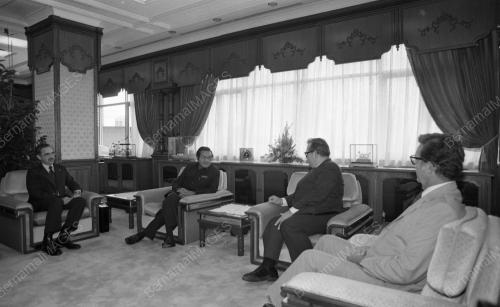 KL05_03032015_MAHATHIR