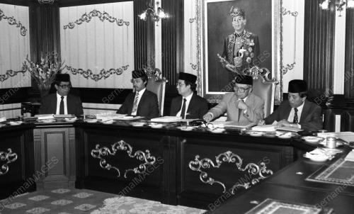 KL05_03032015_MESYUARAT_PEMERINTAH