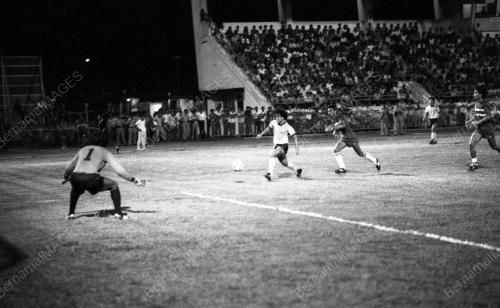 KL05_03032015_PERLAWANAN_BOLA