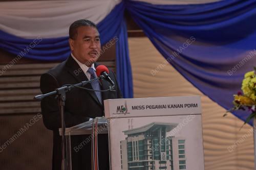 DATUK SERI ISMAIL MOHAMED SAID