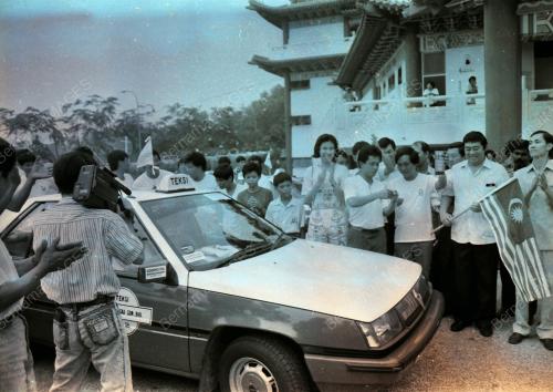 TAN SRI LING LIONG SIK