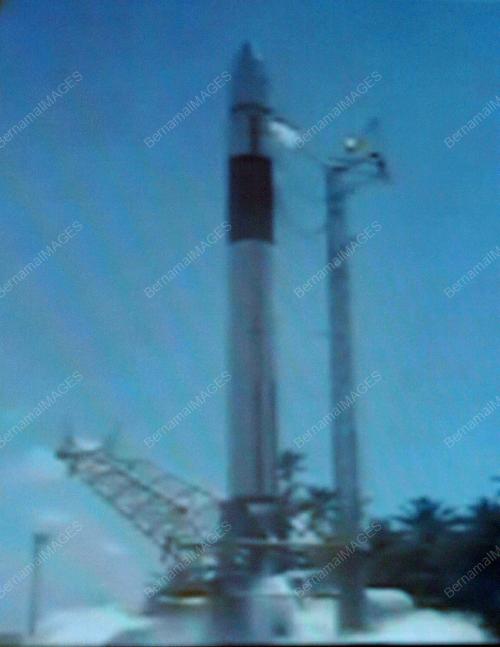 PELANCARAN SPASS DAN FALCON 1