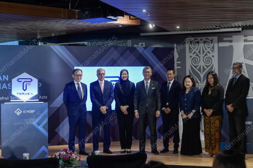 TENGKU DATUK SERI MOHD ZAFRUL TENGKU ABDUL AZIZ