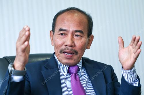 TAN SRI DR ISMAIL BAKAR