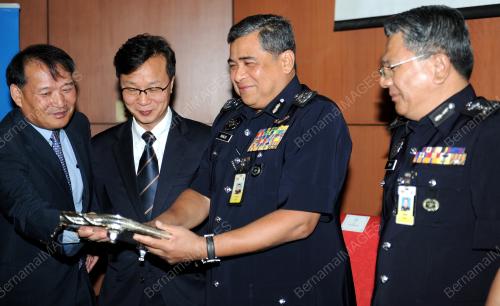 KL05_04022015_IGP_RASMI
