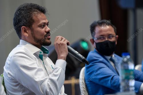 BADMINTON ASSOCIATION OF MALAYSIA AND PETRONAS