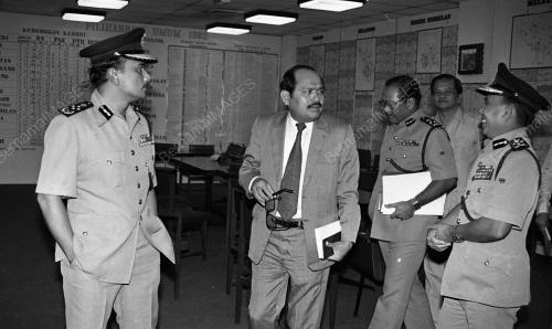 MOHAMMED HANIFF BIN OMAR