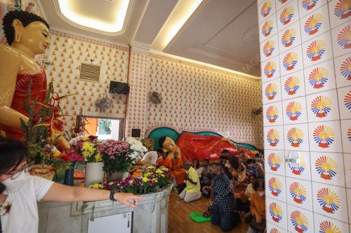 TINJAUAN HARI WESAK