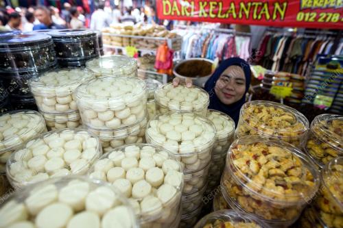 KL05_04062017_PERSEDIAAN_RAYA