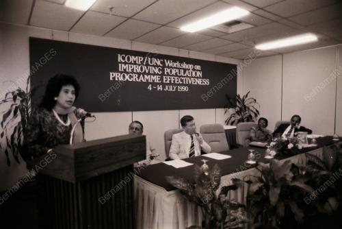 DATUK DR SITI ZAHARAH