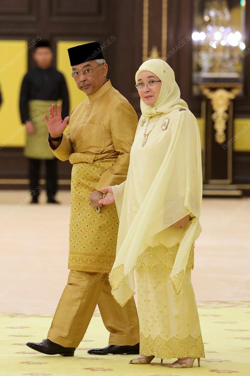 AL-SULTAN ABDULLAH RI'AYATUDDIN AL-MUSTAFA BILLAH SHAH