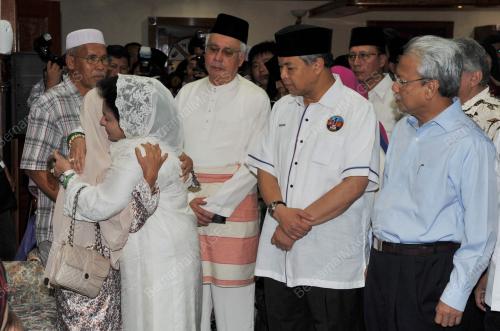DATUK SERI MOHD NAJIB TUN ABDUL RAZAK