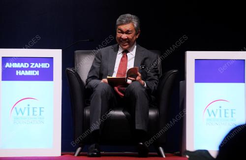 KL05_04112015_SME_BUSINESS